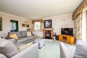 Photo 25- click for photo gallery